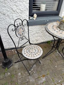 Garden set table & chairs