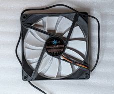 Fractal Design Silent Series R2 140mm Case Fan FD-FAN-SSR2-140 3-Pin