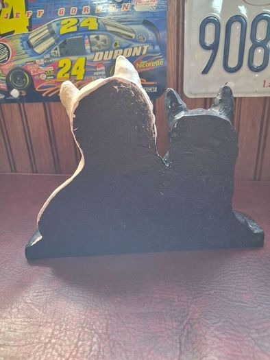 pub memorabilia