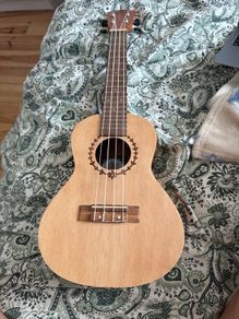 ukulele