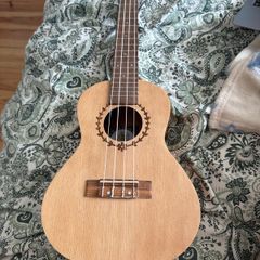 ukulele