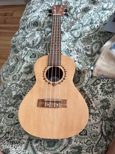 ukulele