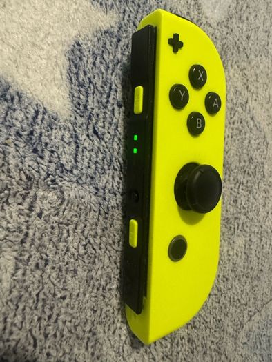 Nintendo Switch Joy-Con (R) Neon Yellow