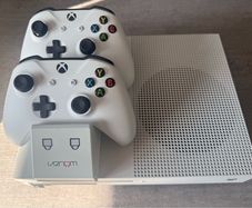 X Box One S + Controllers + Docking Station