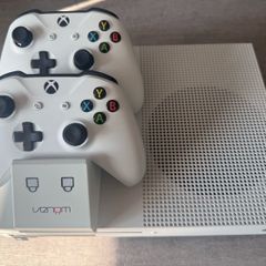 X Box One S + Controllers + Docking Station