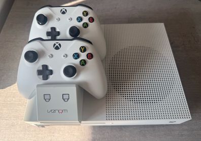 X Box One S + Controllers + Docking Station