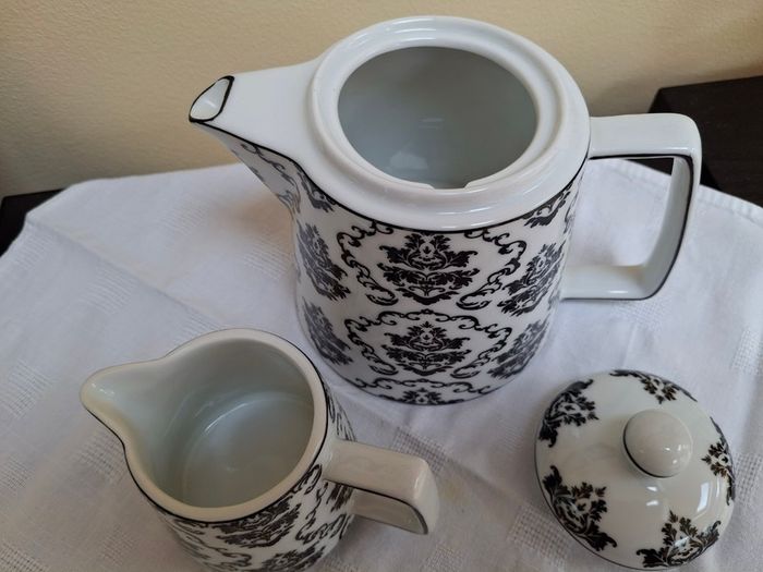 Leonardo Collection Teapot and jug