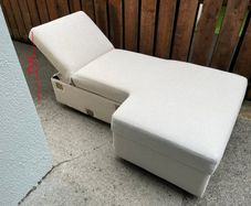 left chaise longue of sofa bed