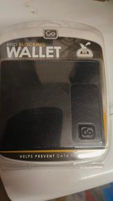 RFID blocking leather wallet