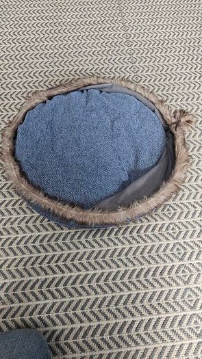 Cat bed