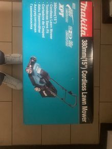 Makita battery powered lawnmower