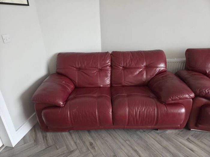 3+2 seater leather couch