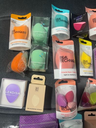 Different brand brand new makeup sponges