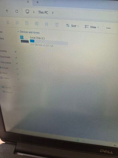 Dell latitude 3500,i5 8th gen,8gb,256 ssd,Big 15.6"FHD Screen,Windows11