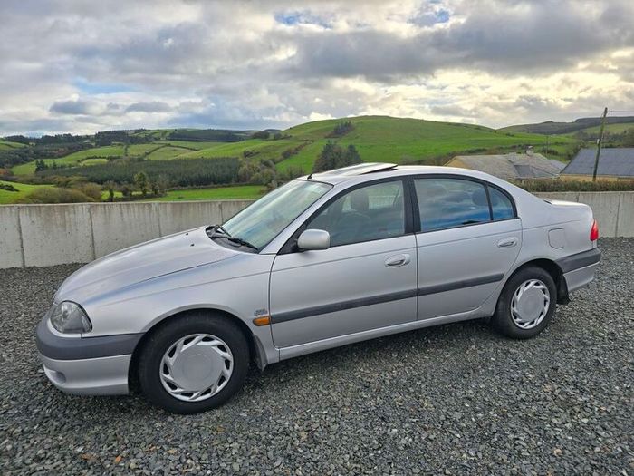 2001 Toyota Avensis d4d diesel