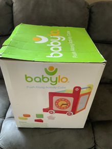 Babylo Push Along Activity Cube.