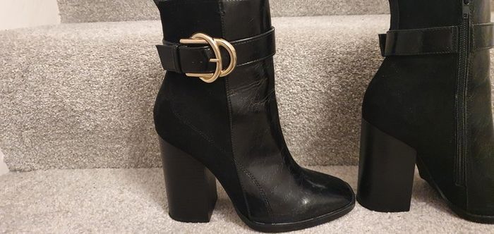 Boots Reduced Really Beautiful Boots. BIG CLEAROUT, MAKE AN OFFER