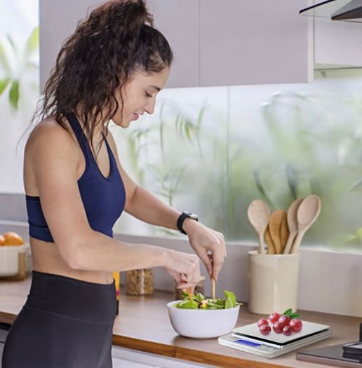 Food Scale, Rechargeable Kitchen Scale with Trays 500g/0.01g, Tare Function Digital Scale Grams and Ounces, for Weight Loss, Dieting, Baking, Cooking, Meal Prep, Coffee, Jewelry, Silver (FREE POSTAGE)