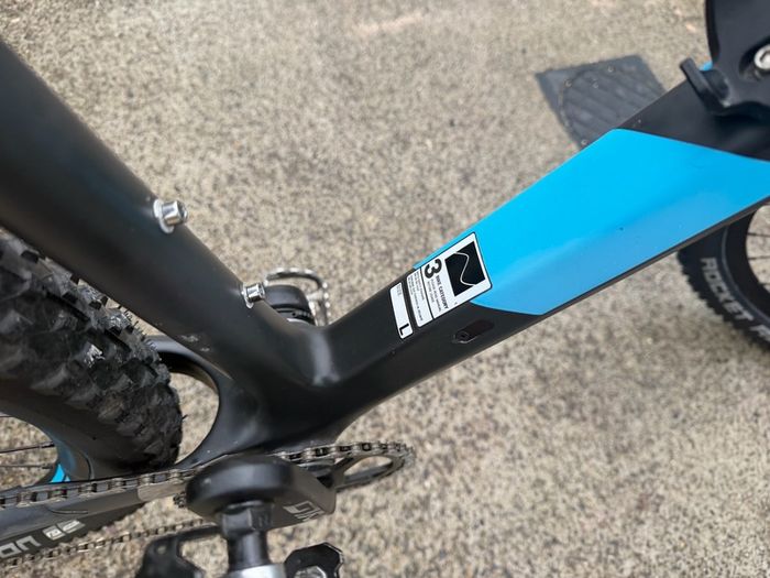 Canyon Exceed Full Carbon