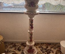 Ceramic flower stand