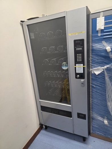 Combination vending machine