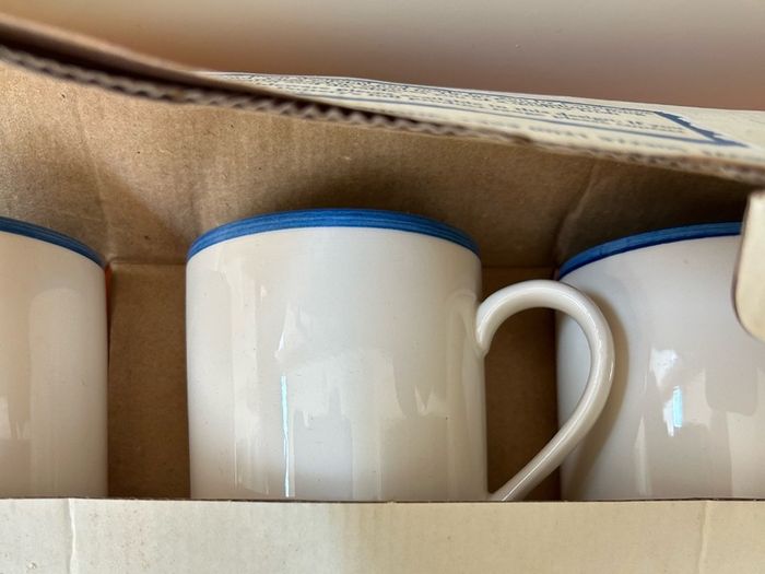Carrigaline Pottery Single-Stripe Mugs x3