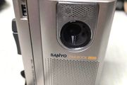 Sanyo Cassette Tape Player/Recorder + New Headphones