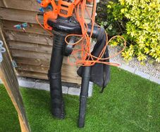black and  decker  leaf blower and vacuum