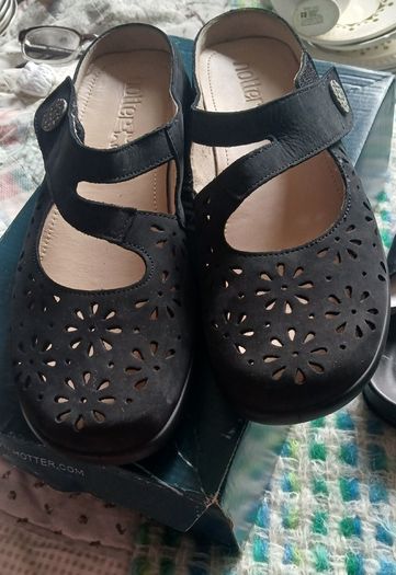 New Hotter slip on shoes