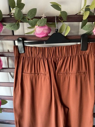 trousers Bnwt Zara wrap over front trousers size small rust brown shade
