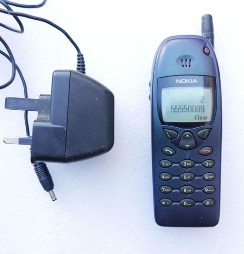 Vintage Nokia 6110 Mobile Phone Cult Mobile Phone Retro Nokia 6110 ( in working order)