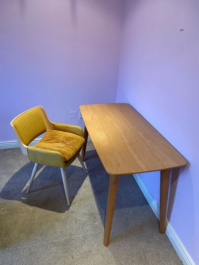 Table & chair