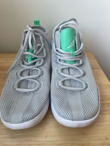Nike Air Jordan Trainers Grey/Green UK5.5