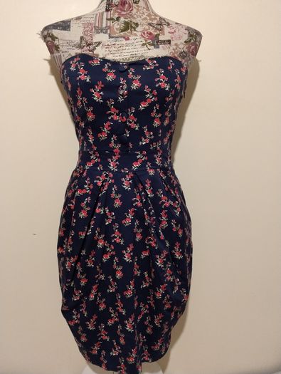 New Look Fitted Floral Dress