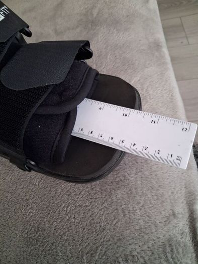 Medical boot