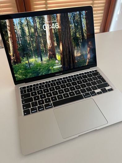 Macbook Air 2020