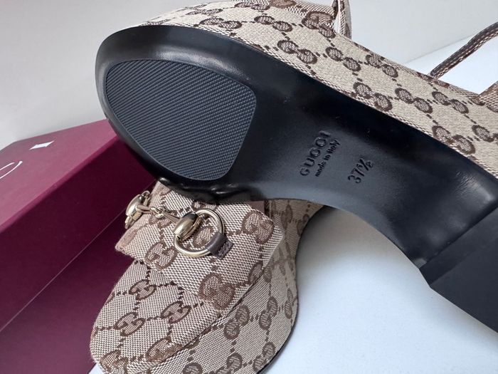 Gucci high sandals size 37 half