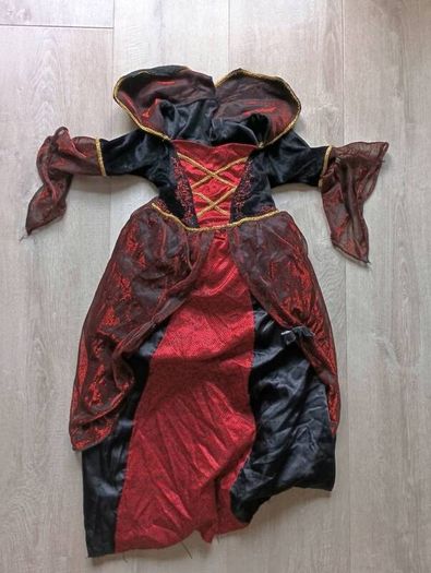 Halloween dress