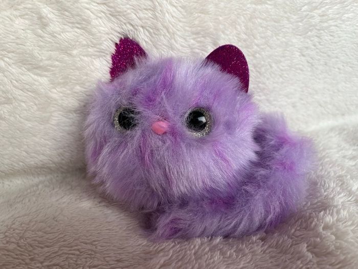 Pomsies purple cat