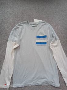 NEW.boy's top. Size 33/34inch
