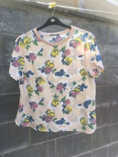 Oasis Ladies Top. Size 16