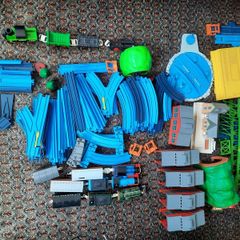 Thomas the tank engine train set