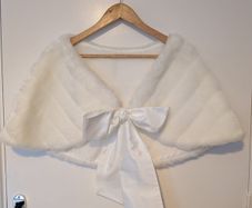 Bridal fur fuax