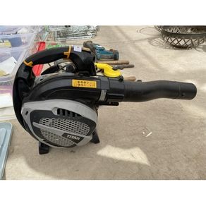 Titan 27.6cc Petrol Leaf Blower & Vacuum