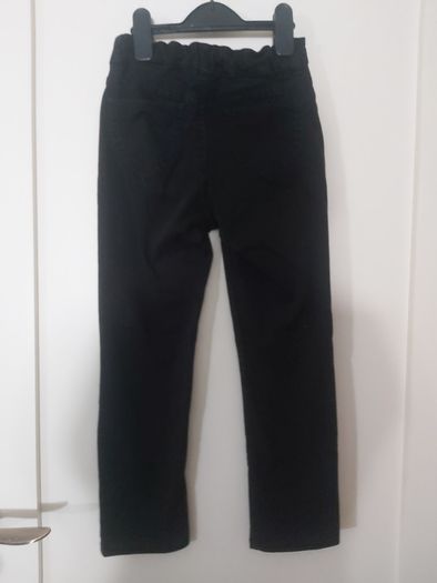 Black trousers