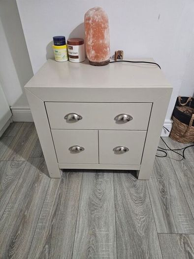 bedroom furniture