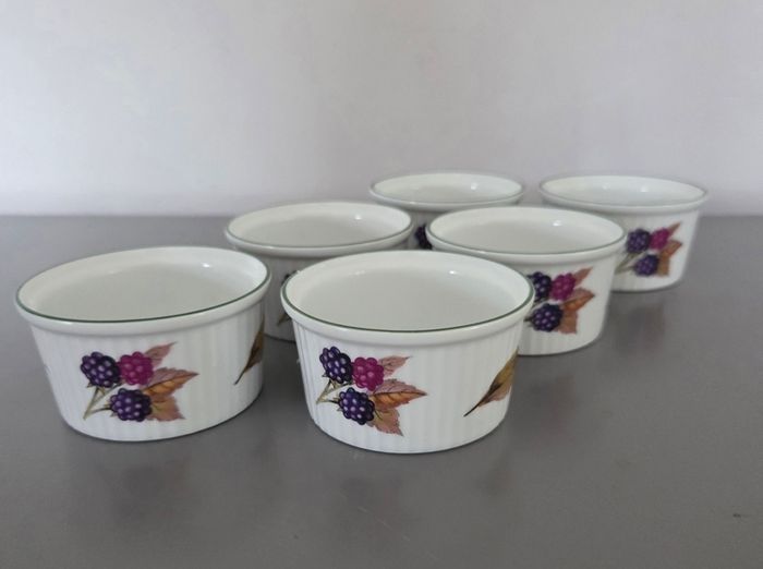 Set of 6 Royal Worcester Ramekins