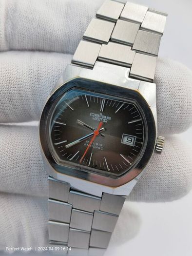 Vintage Pallas Swiss Watch