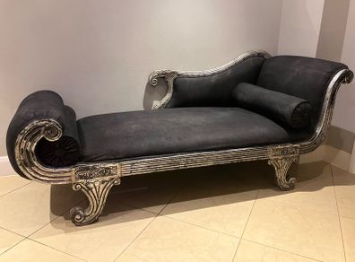 Chaise Lounge