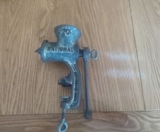 Vintage Spong Nation hand mincer